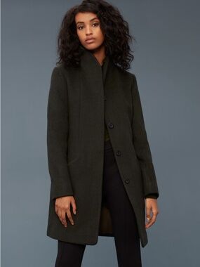 Wilfred The Cocoon Coat in Olive Green & Black Twill